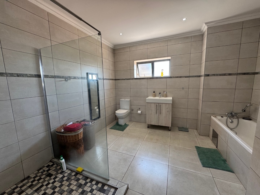 To Let 3 Bedroom Property for Rent in Leloko Lifestyle Estate North West